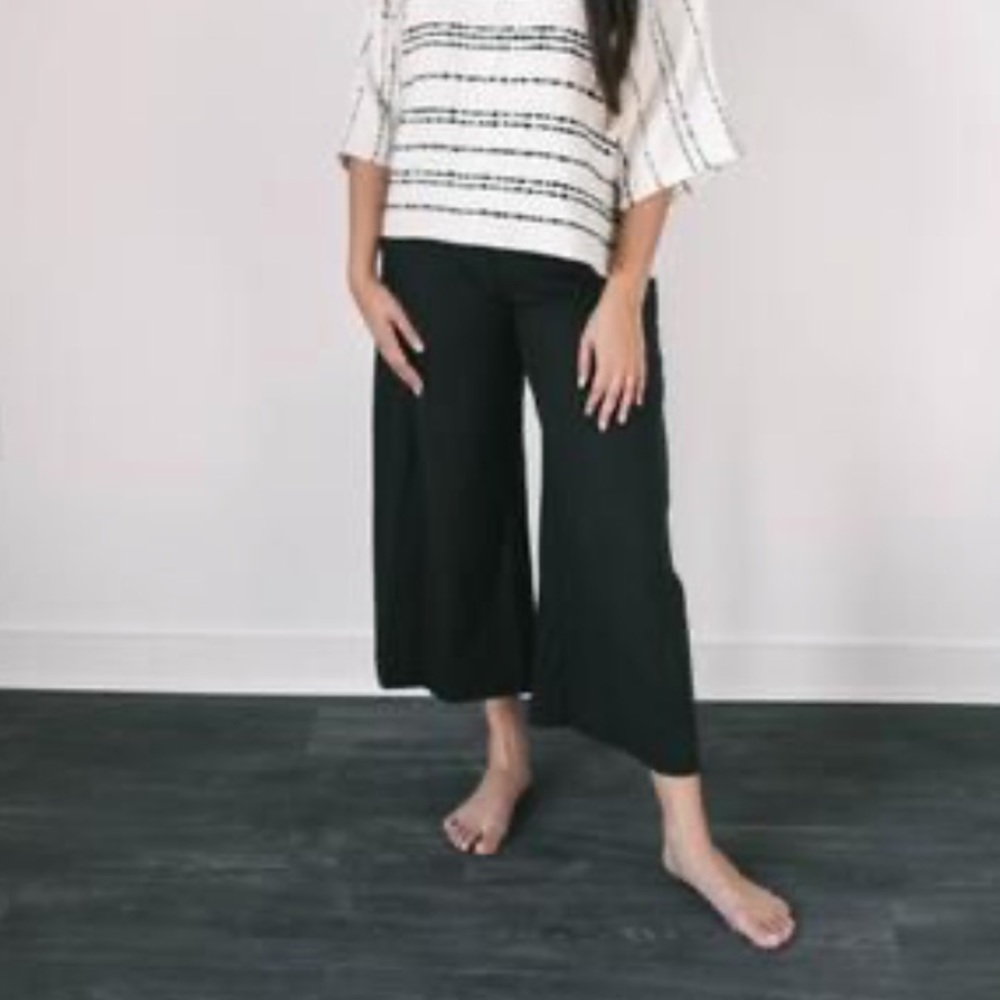 Jamie + the Jones Black Wide-Leg Pants